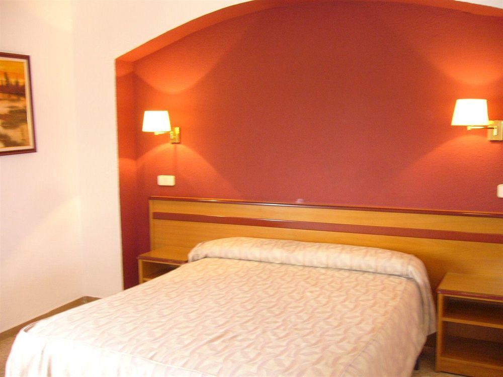Hostal Can Pou Vidreres Kültér fotó