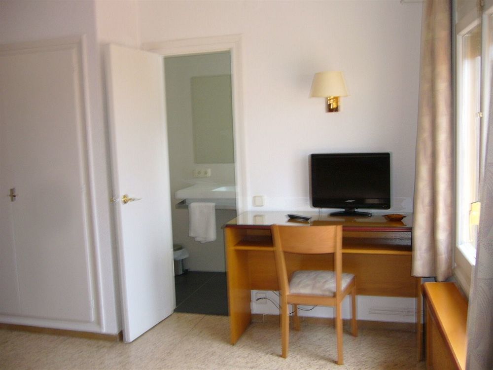Hostal Can Pou Vidreres Kültér fotó