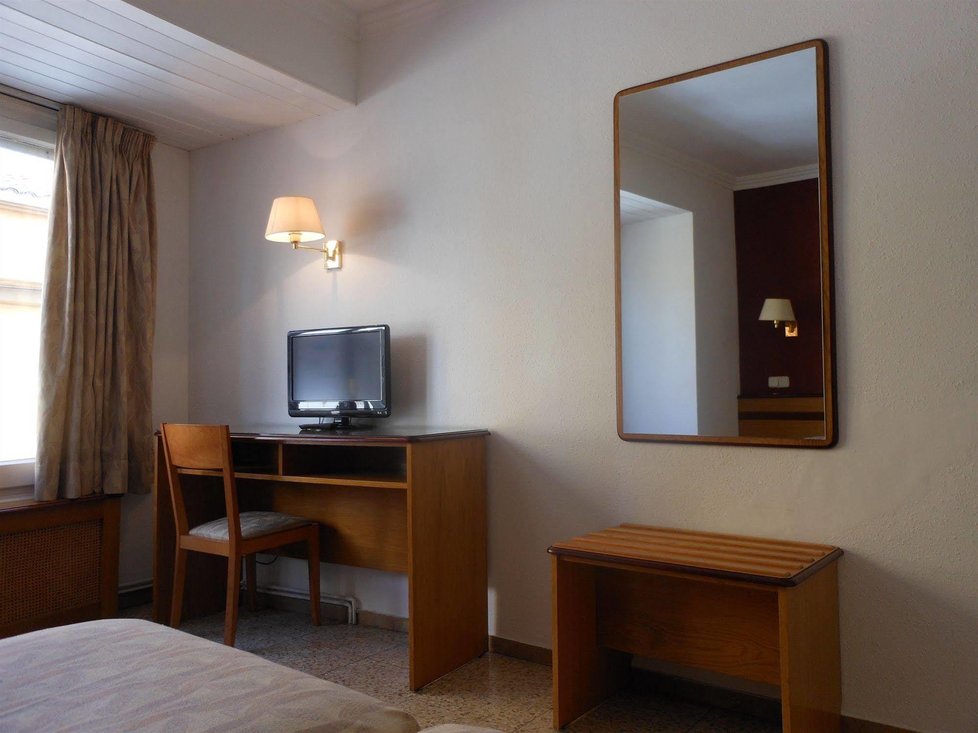 Hostal Can Pou Vidreres Kültér fotó